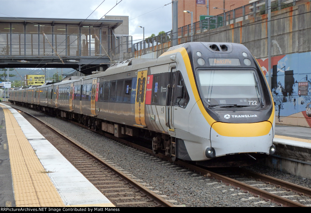 Pulling into Milton Station